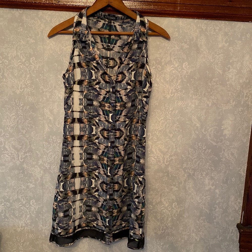 Intermix Petite Geometric Dress/Tunic 16”W 32”L Button Down